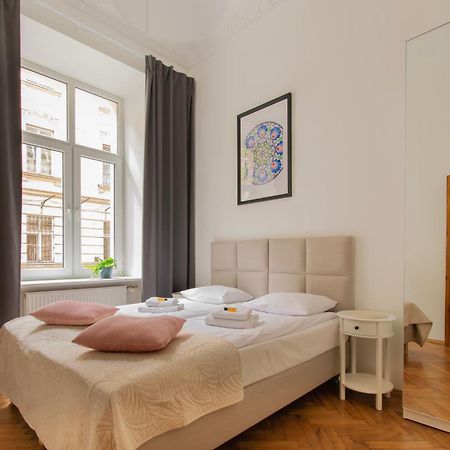 Ground Floor Family Apartment Cracovia Exterior foto